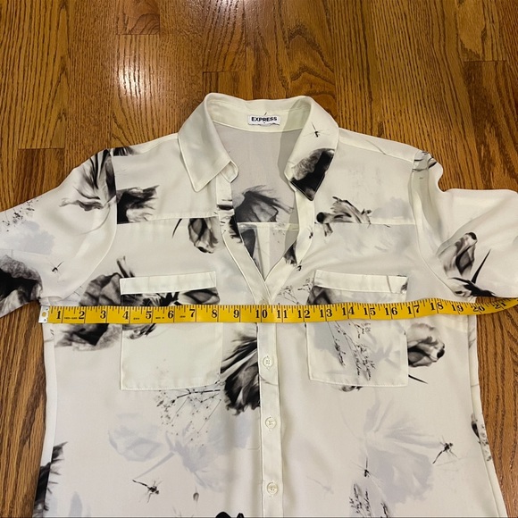 Express Sheer Ivory Floral Button Down Blouse - Picture 5 of 7